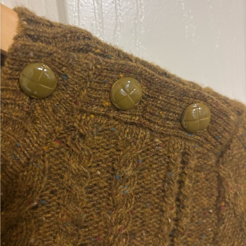 J.Crew XXS Lambswool Cable Knit Sweater Brown Tweed Button Shoulder - Picture 5 of 7